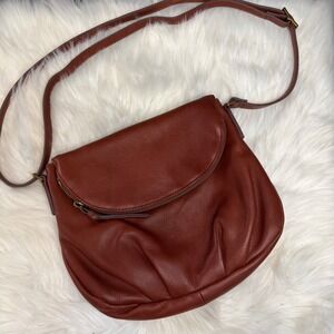 Margot - Genuine Leather Crossbody Purse Warm‎ Brown Quiet Luxury